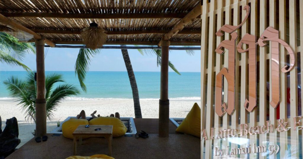 SIWA Latte Beach & Eatery คาเฟ่เล็กๆ ริมหาดบรรยากาศดี SIWA Latte Beach Eatery